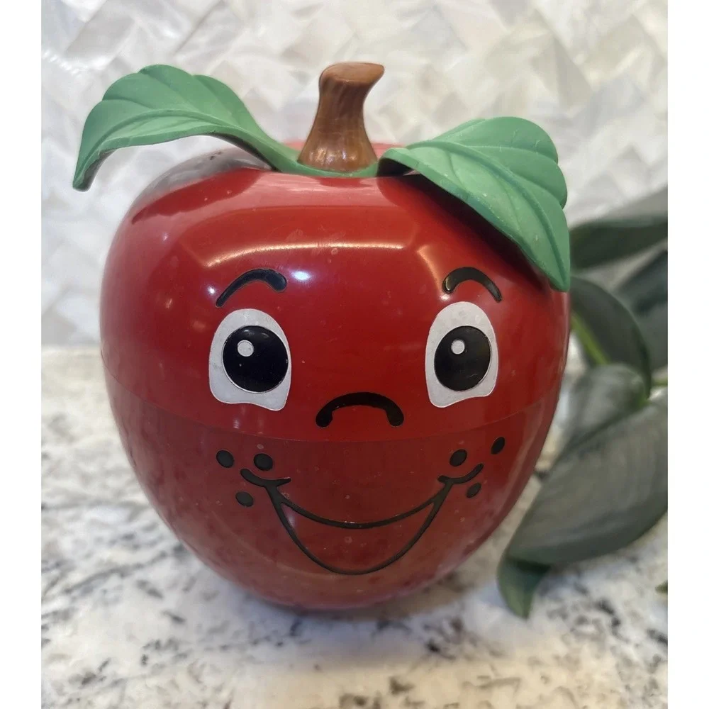 FISHER PRICE Happy Apple 1972 Short Stem Roly Poly Vintage Chime‎ Children's Toy